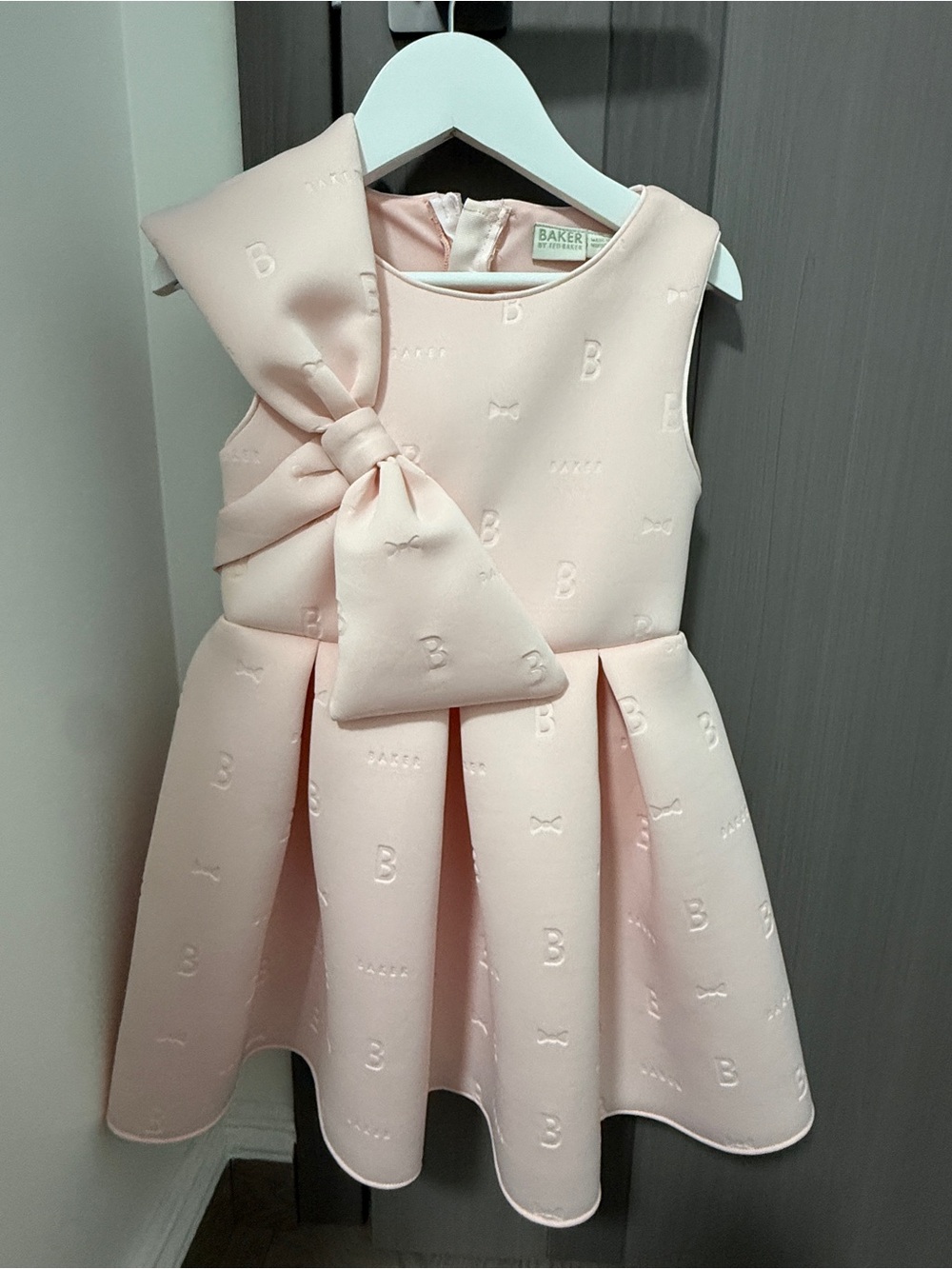Baker by Ted Baker Pale Pink Embossed Bow-Shoulder Formal Dress